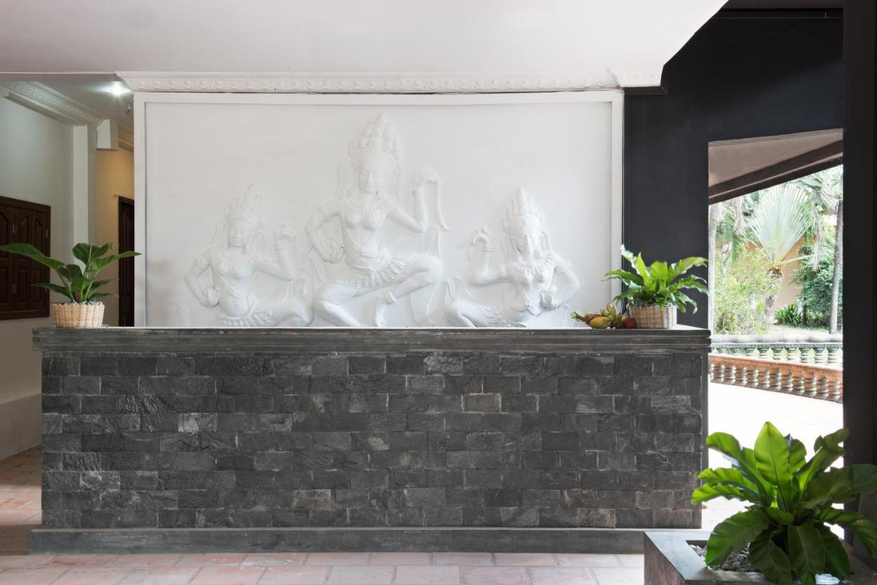 Barefoot Backpacker Resort Siem Reap Exterior photo